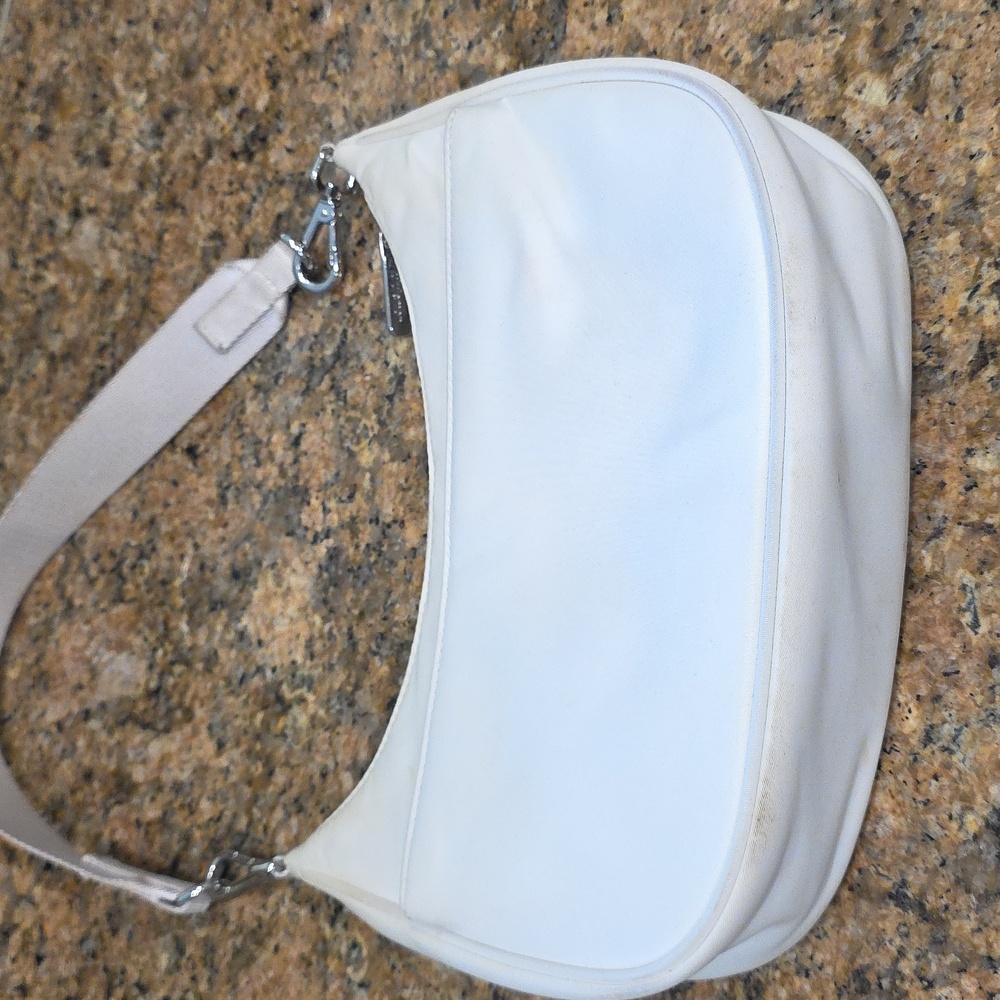 Lululemon Shoulder Bag - Picture 8 of 12